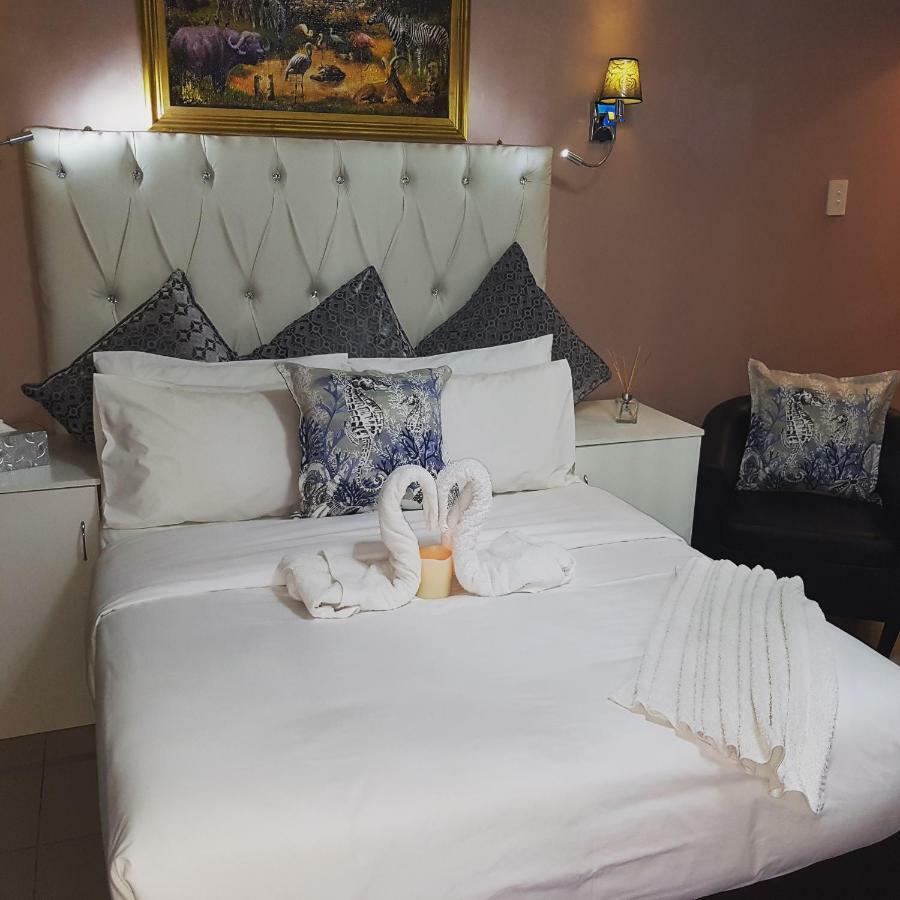 Rjs Guesthouse Дурбан Экстерьер фото