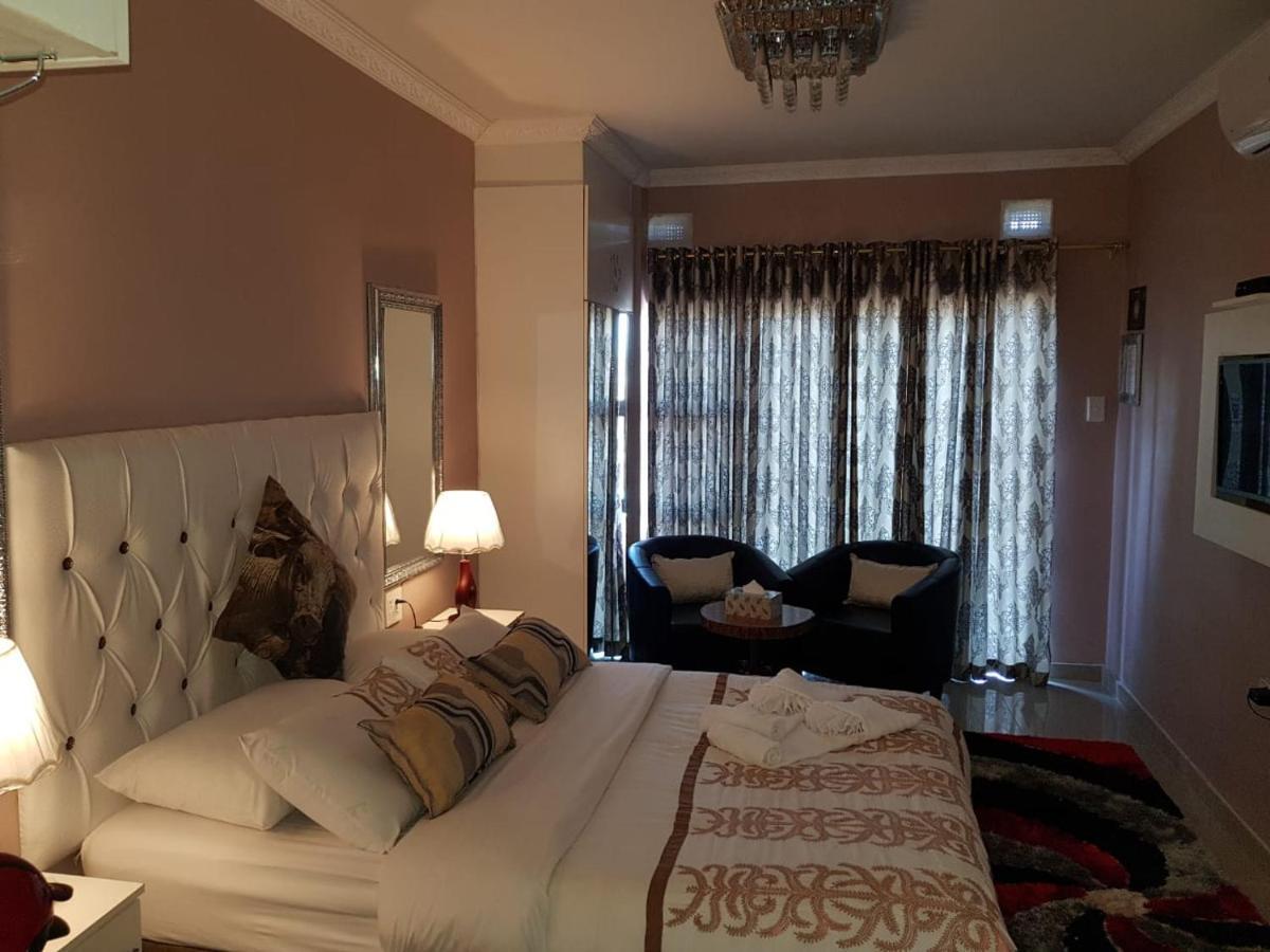 Rjs Guesthouse Дурбан Экстерьер фото